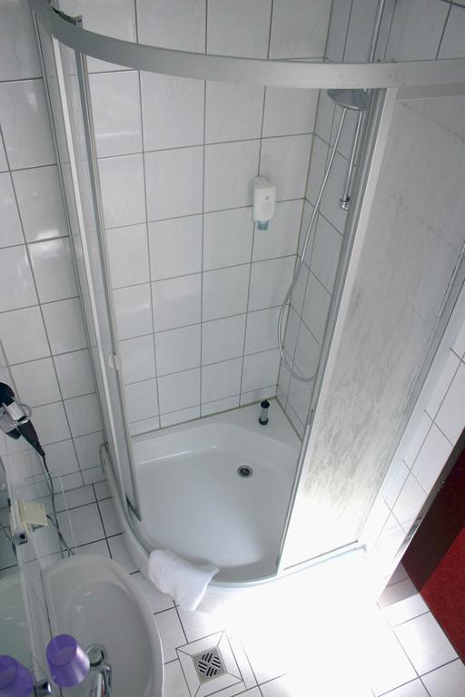 Haus Am Eberbach Hotell Stadtoldendorf Rum bild